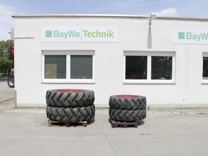 BKT 340/85 R28 + 420/85 R38