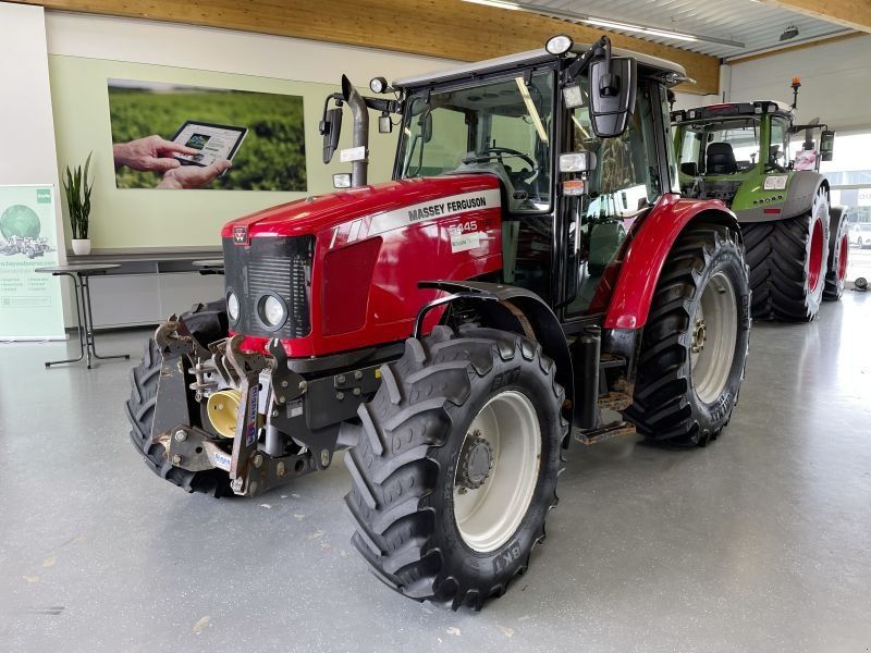 Massey Ferguson 5445 DYNA 4
