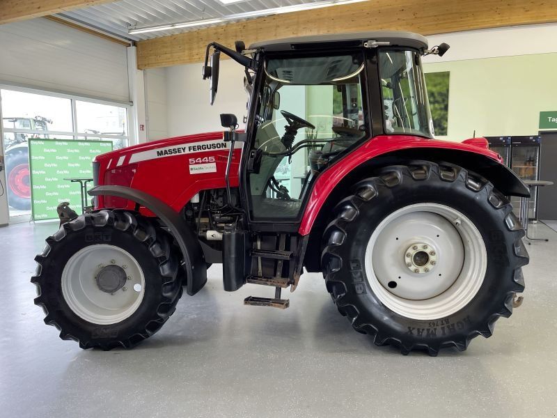 Massey Ferguson 5445 DYNA 4