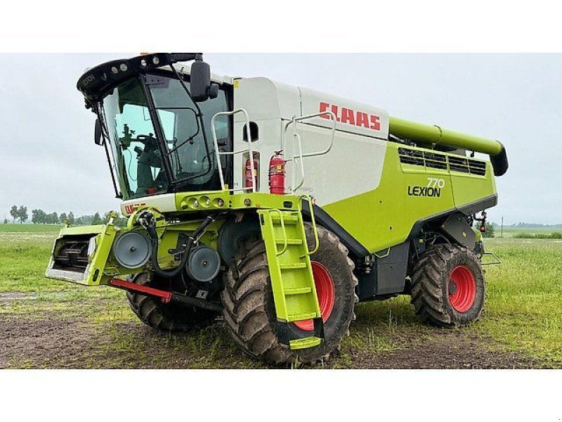 Claas LION 770