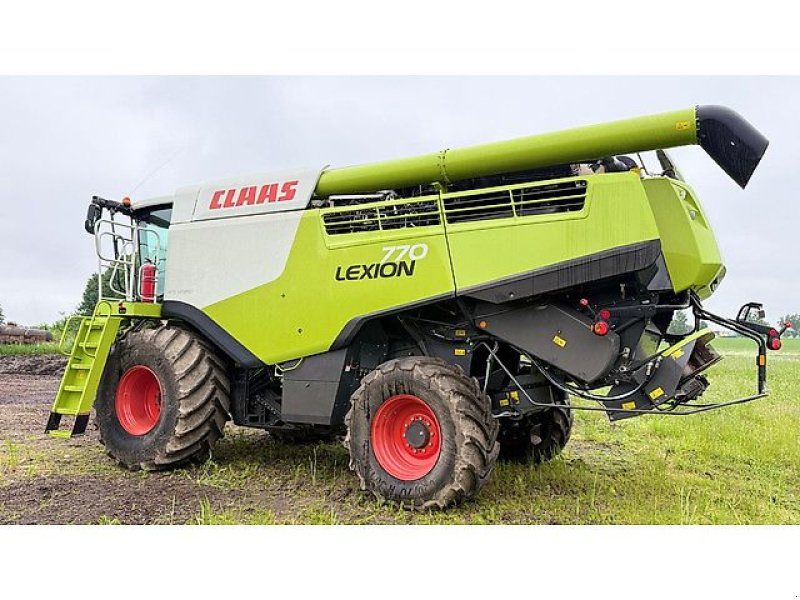 Claas LION 770