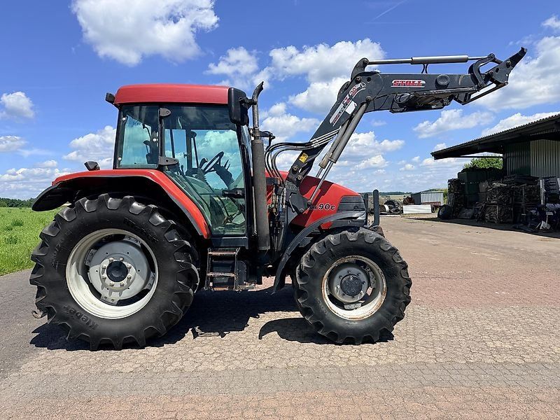 Case IH MX 90 C mit Frontlader