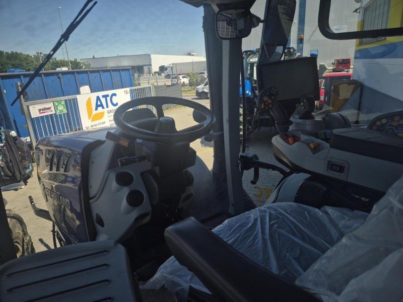 New Holland T 6.180 DCT STAGE V