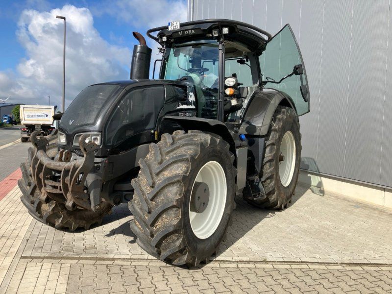 Valtra S323