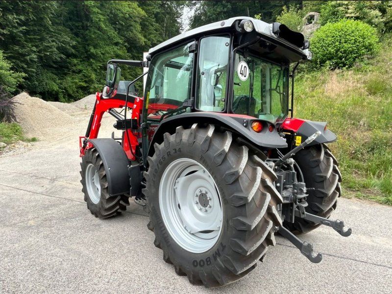 Massey Ferguson 4708
