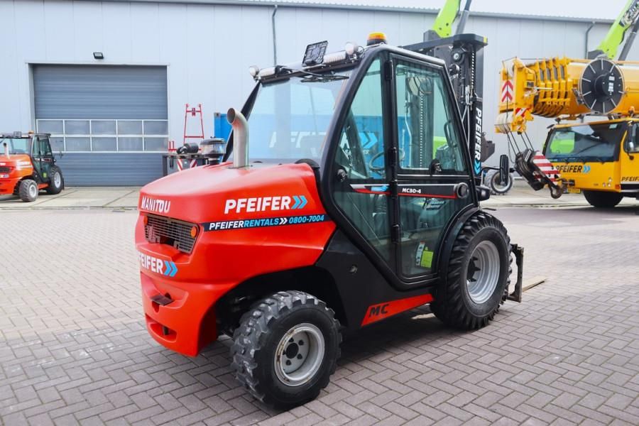 Manitou MC30-4 Valid Inspection, *Guarantee! Diesel, 4x4 D