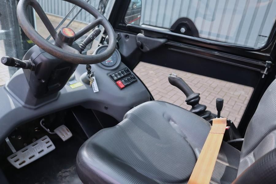 Manitou MC30-4 Valid Inspection, *Guarantee! Diesel, 4x4 D