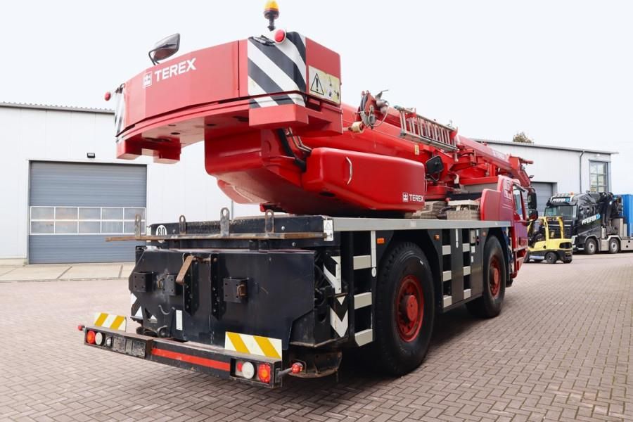 Terex AC40/2L Diesel, 4x4 Drive And 4-Wheel Steering, 40
