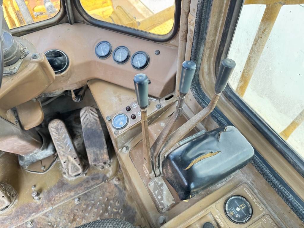 CAT 950E - Quick Coupler / Good Overall Condition