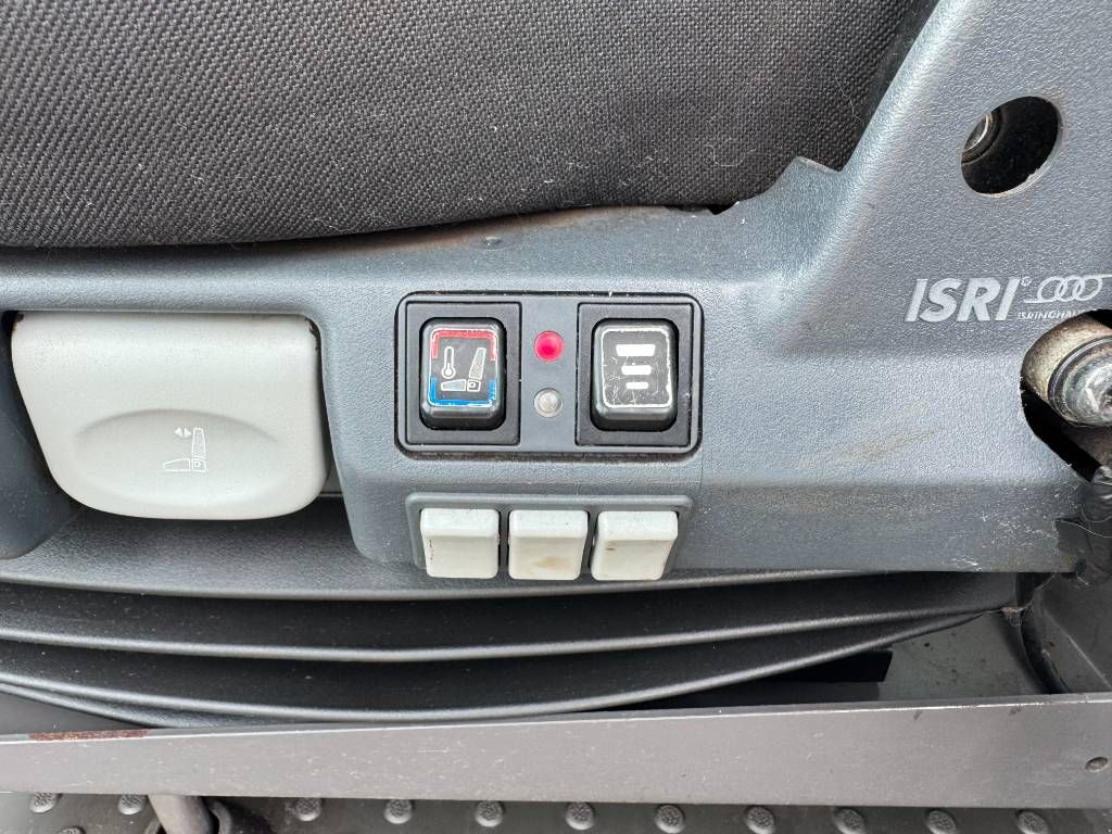 Volvo L90H - 3rd Function / Quick Coupler