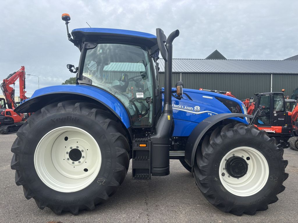 NEW HOLLAND T6.145DC STAGE V