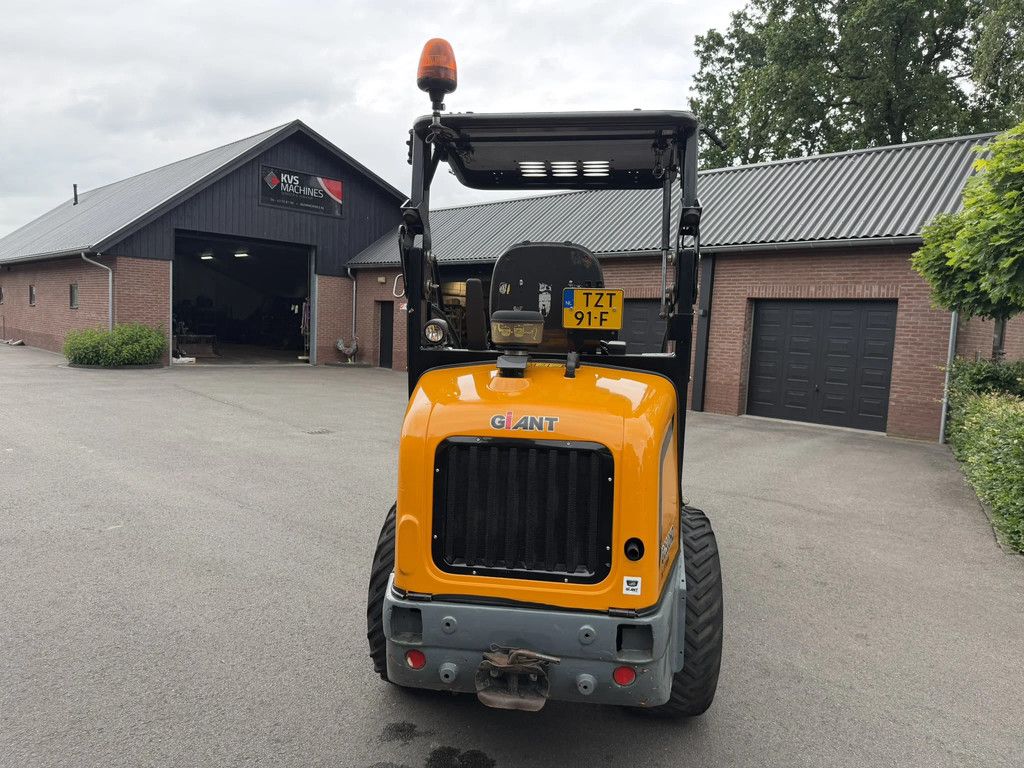 Giant G2500 X-tra HD
