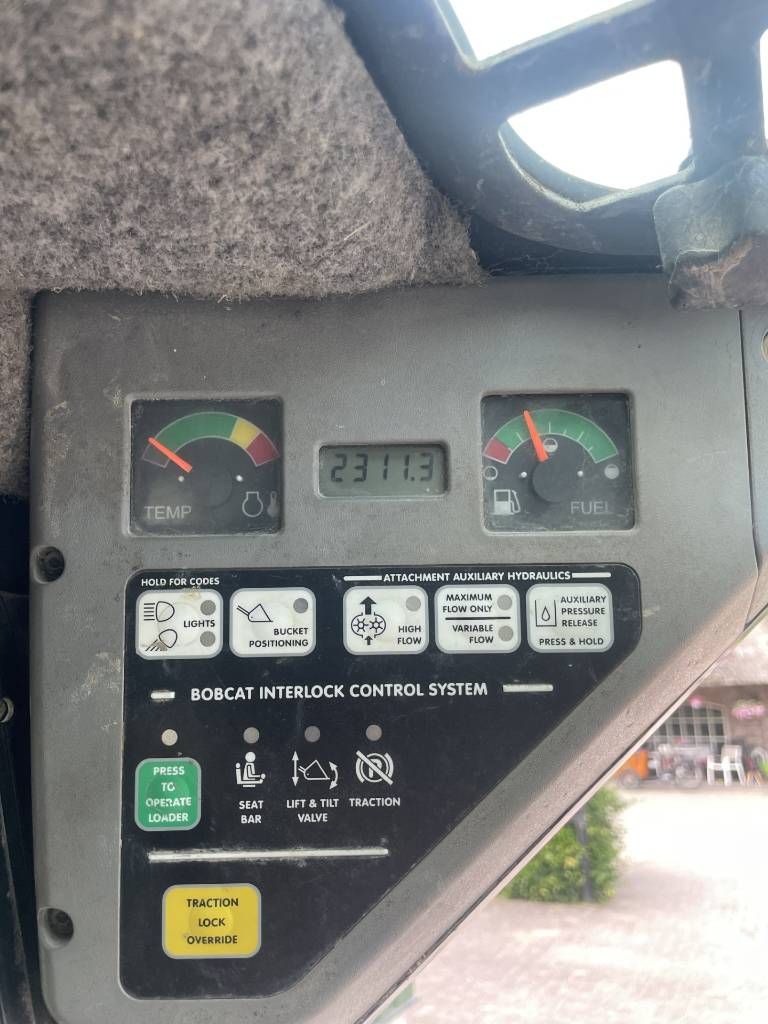 Bobcat S 130