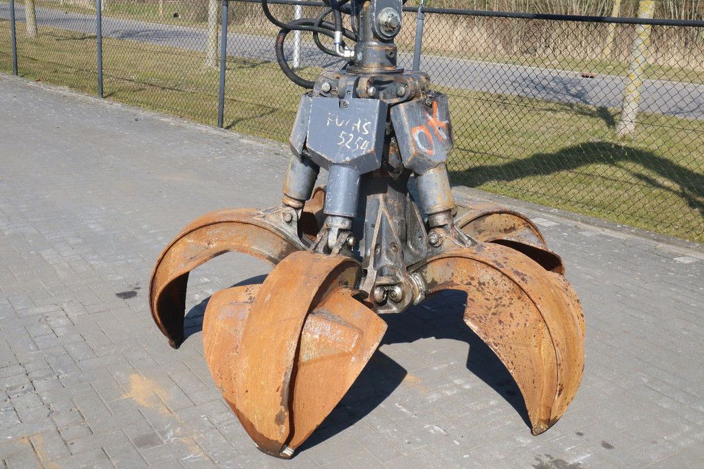 Fuchs MHL 320 T4F | PEEL GRAB | UMSCHLAG | GOOD TIRES