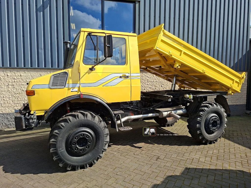Mercedes-Benz Unimog U1650