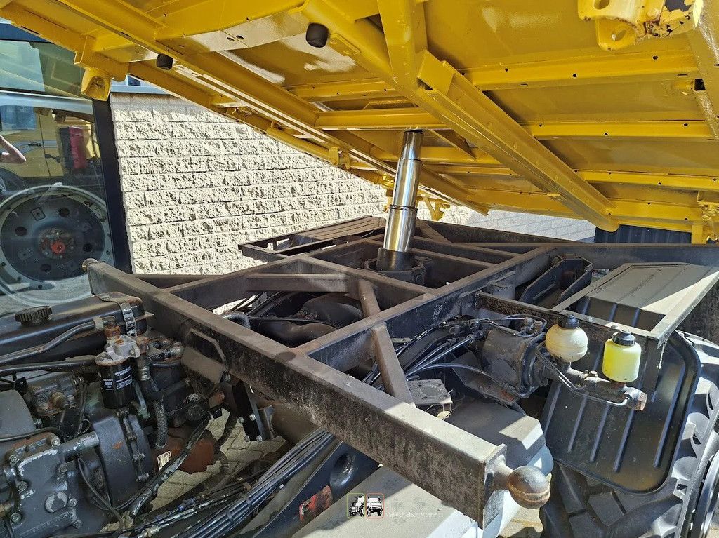 Mercedes-Benz Unimog U1650