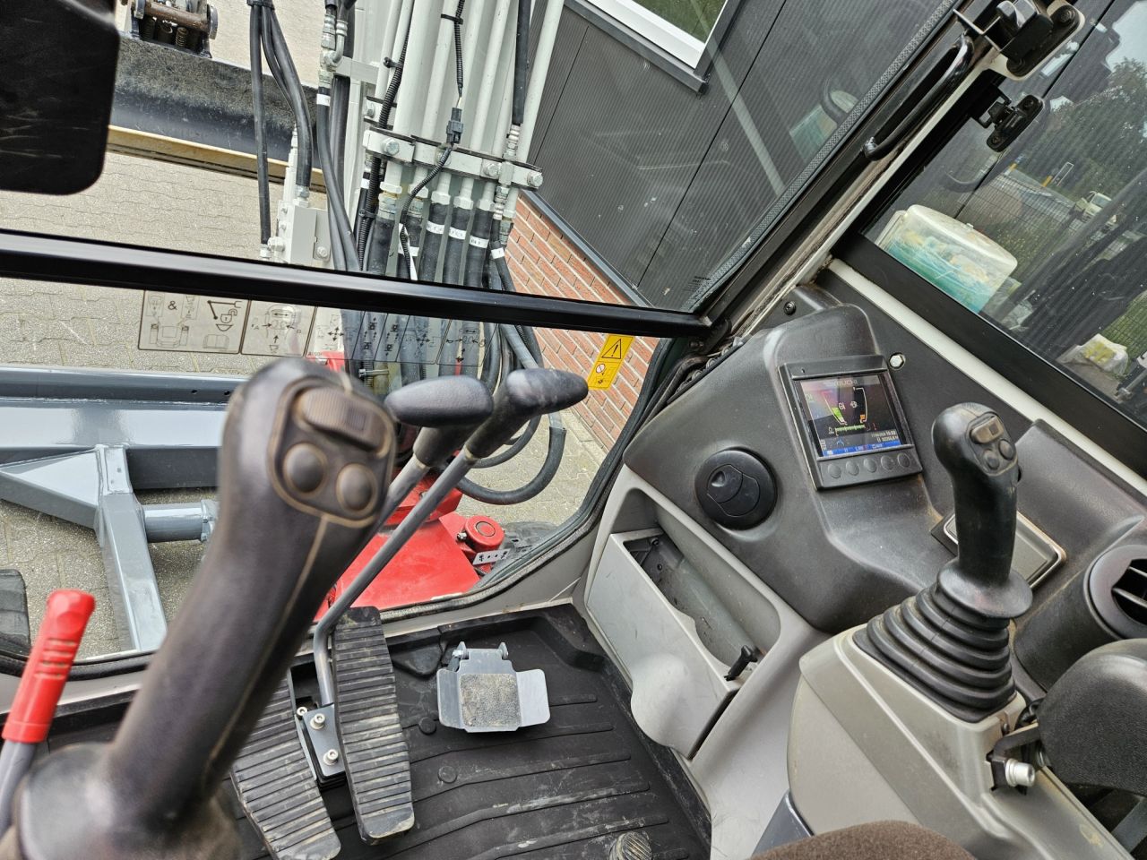 Takeuchi TB235-2 Stage V