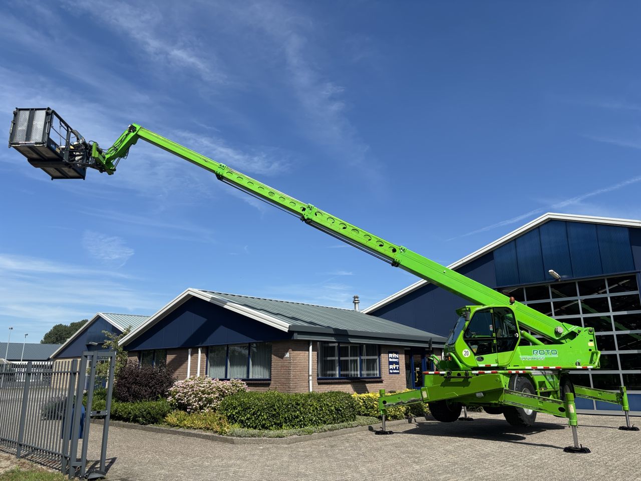 Merlo Roto 45.21 MCSS zeer netjes voorzien van remote & werkkooi