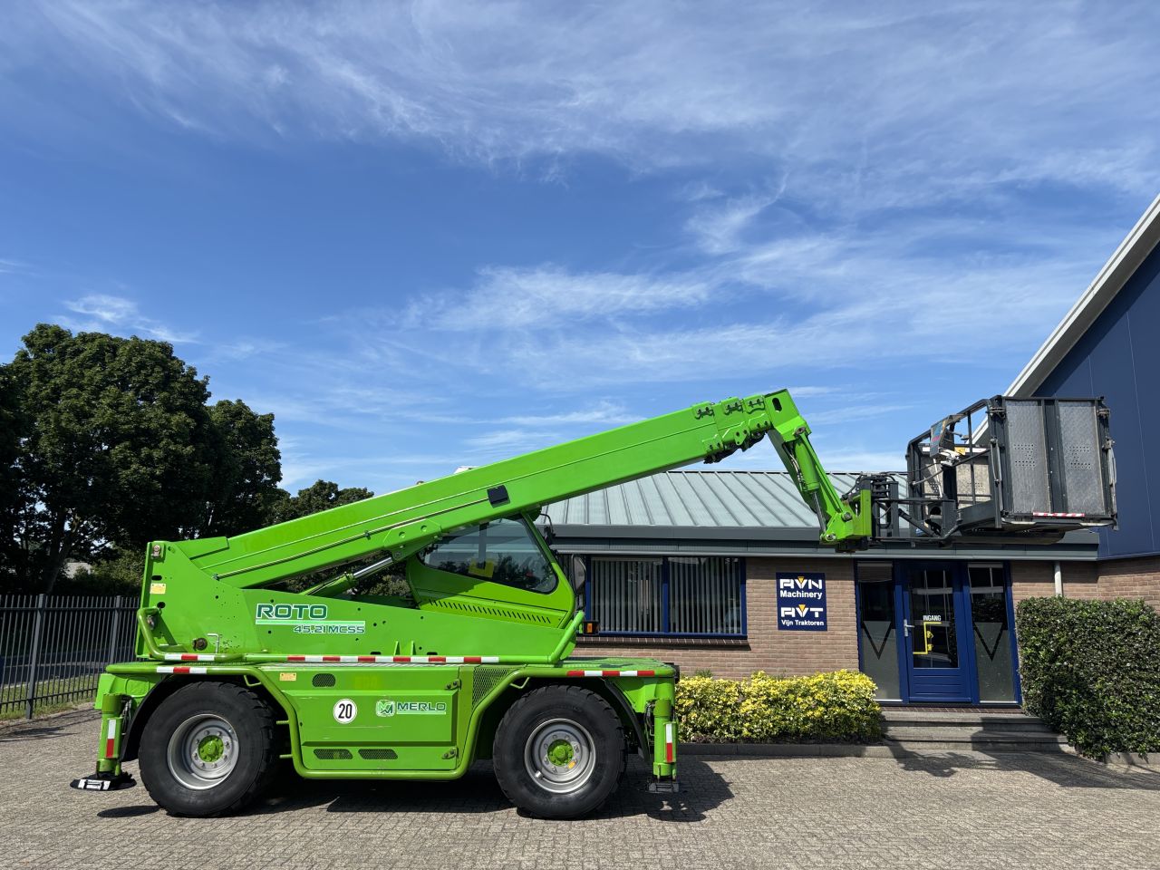 Merlo Roto 45.21 MCSS zeer netjes voorzien van remote & werkkooi