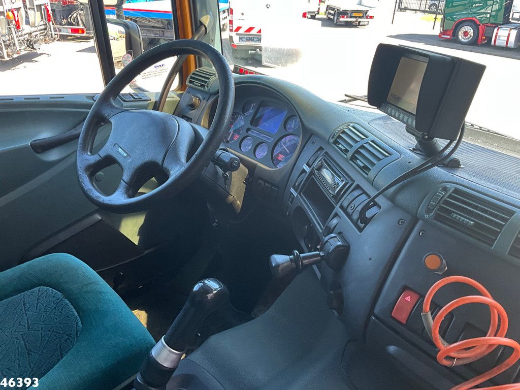 DAF 75 CF 360 HMF 16 Tonmeter laadkraan Just 124.613 km!