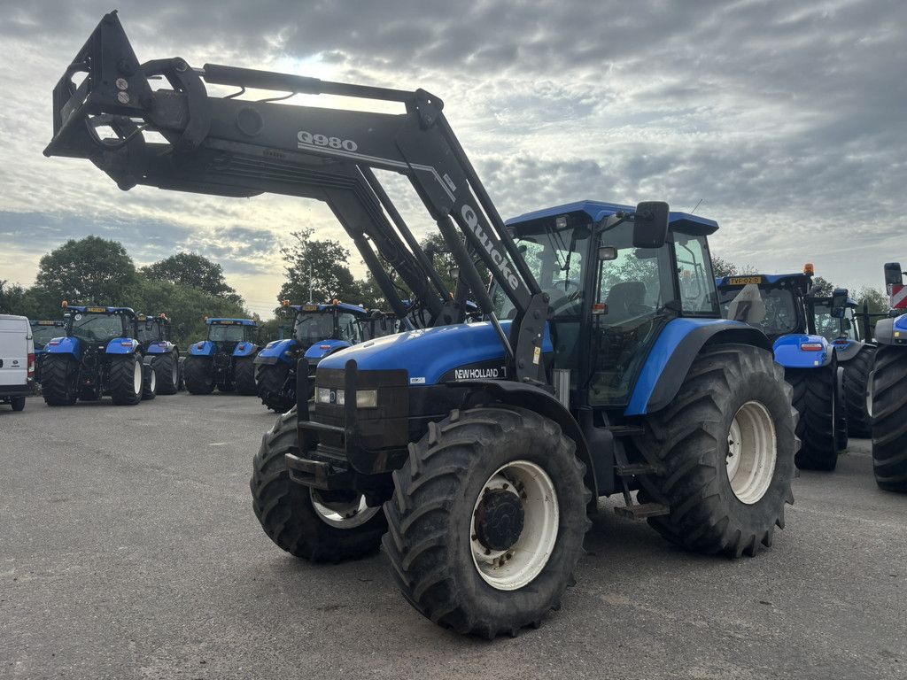 NEW HOLLAND TM165