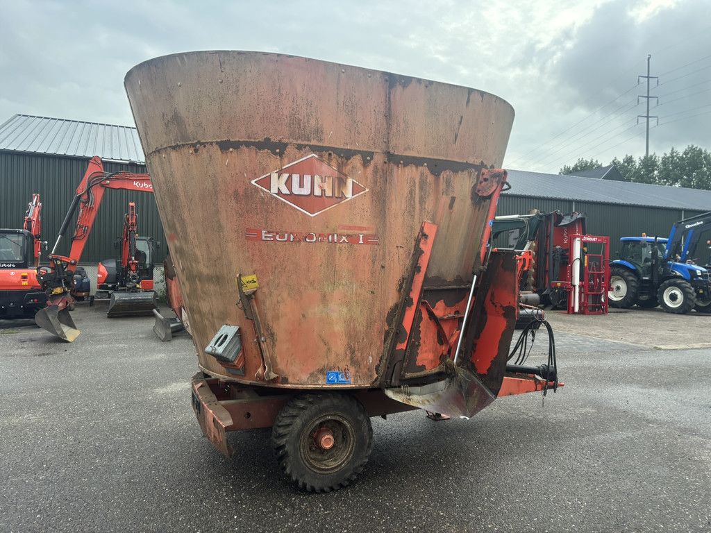 Kuhn Mengwagen