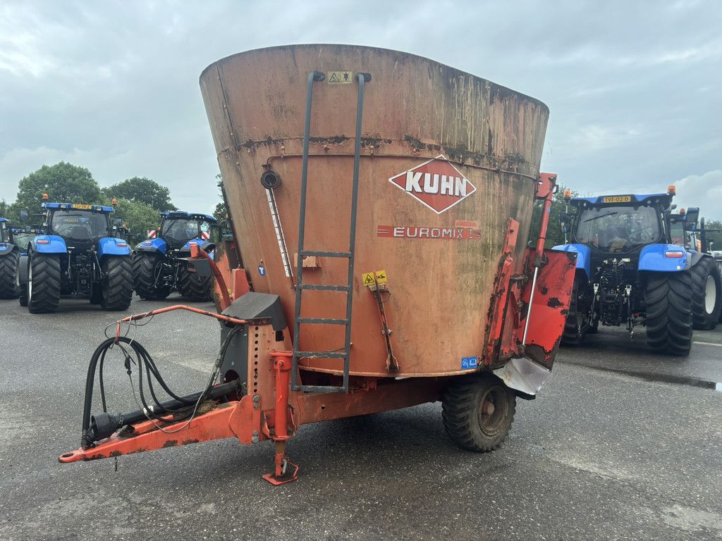 Kuhn Mengwagen