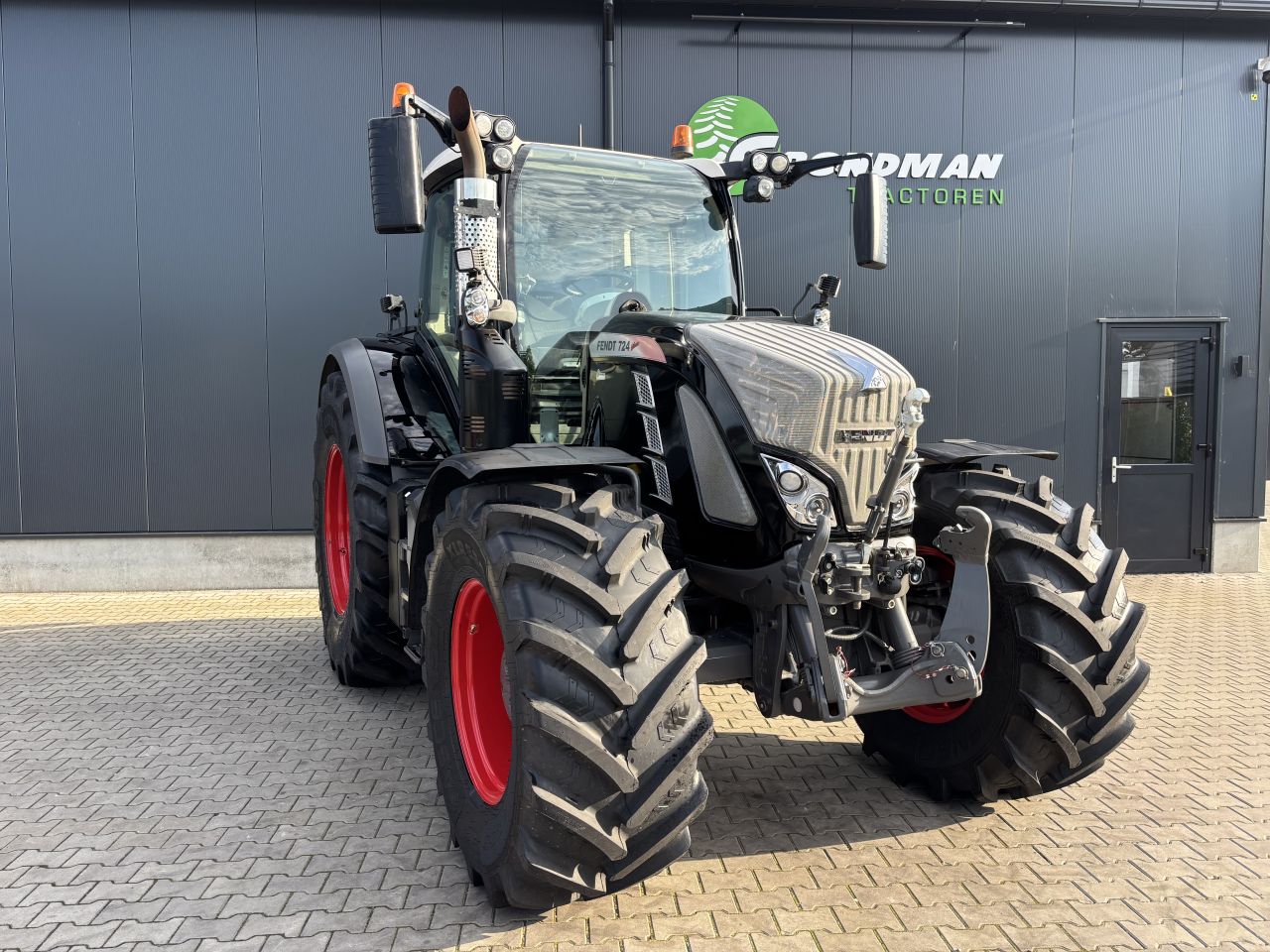 Fendt 724 S4 ProfiPlus Black