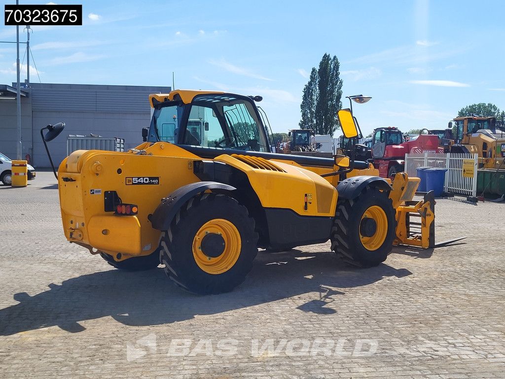 JCB 540V140 A/C - Sway