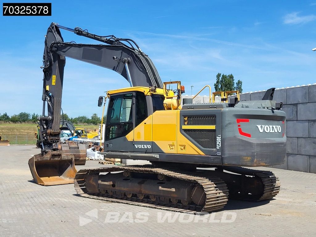 Volvo EC250 E L Trimble 3D GPS - Tiltrotator