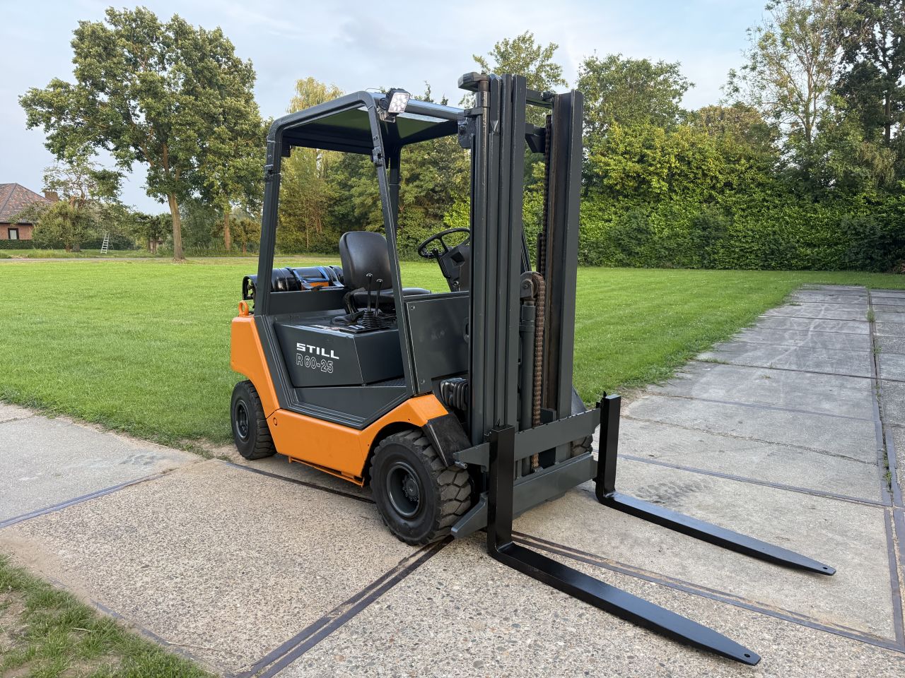 Still 2500KG LPG heftruck 3-delige containermast + verlichting