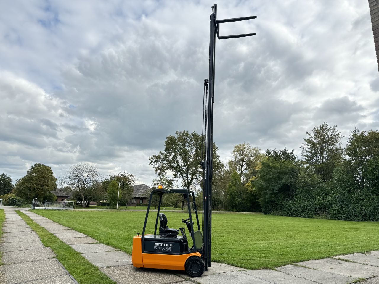 Still 2 tonner elektrisch 3-delig 690CM 2021accu 4 ventielen