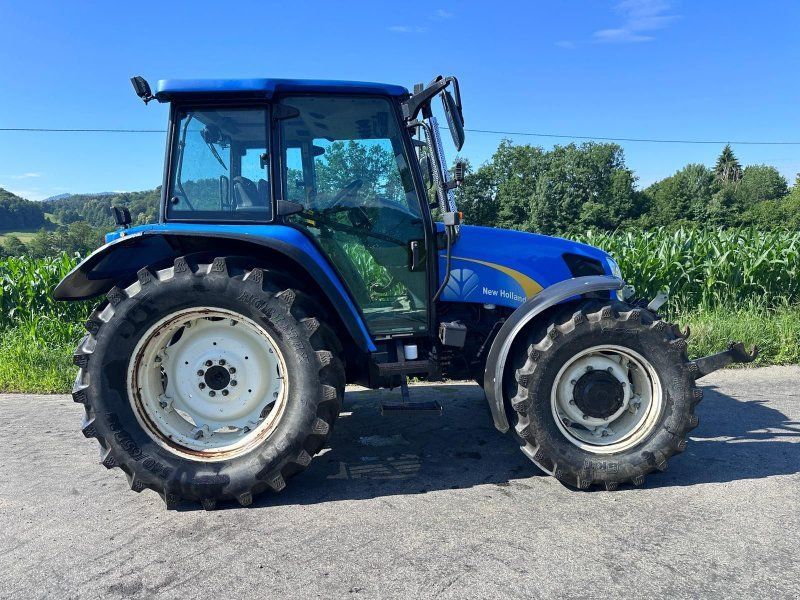 New Holland TL100A (4WD)