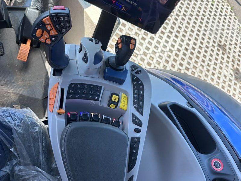 New Holland T7.300 PLM Auto Command