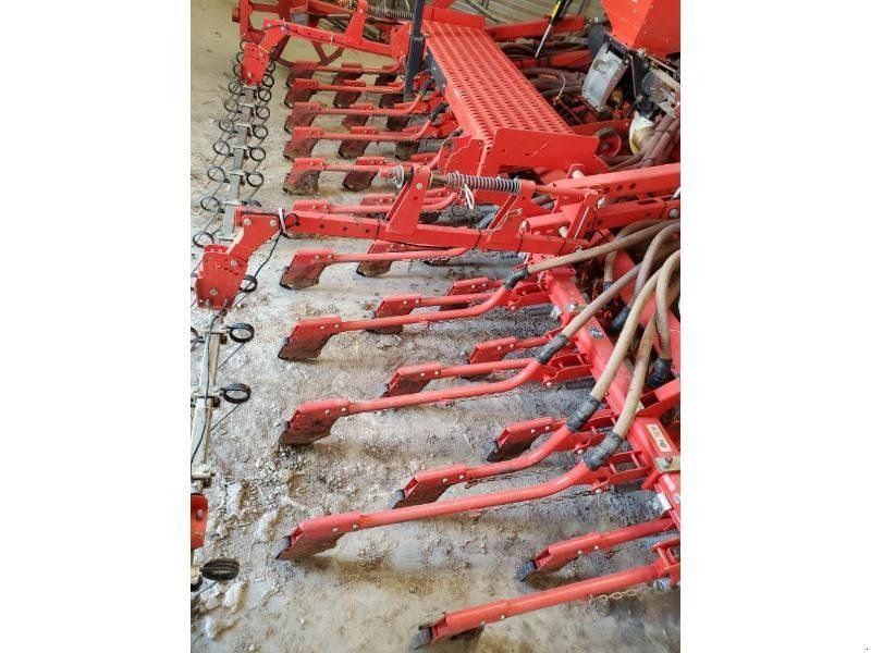 Kuhn VENTA LC402