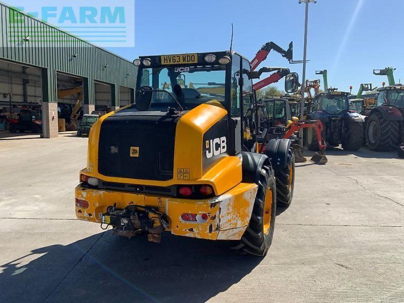 JCB tm320s agri pivot steer telehandler (st26266)