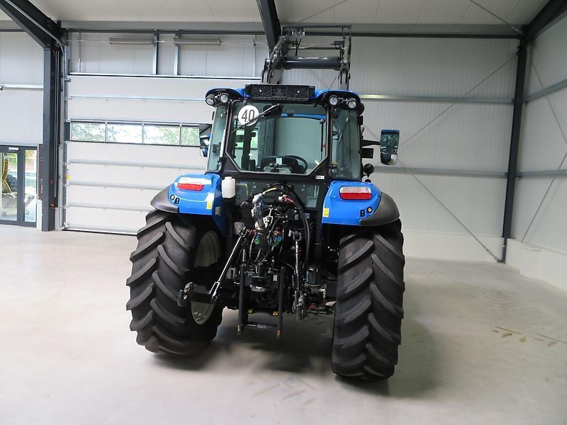 New Holland T5.100 NEUwertig. Erst 230 Std., Stoll Frontlader+Klima+Druckluf