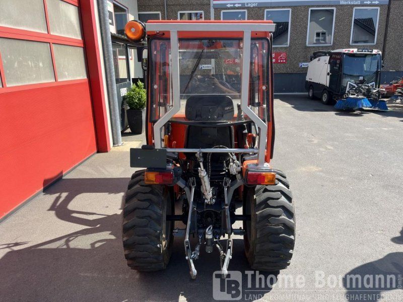 Kubota B1620
