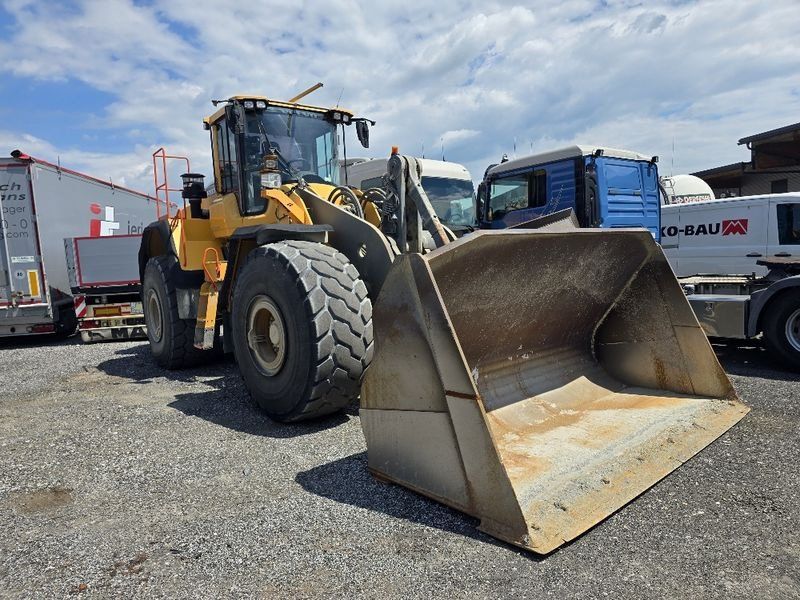 Volvo L220H