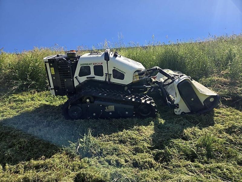 Hymach 50C ILE Funkraupe Mulchraupe Geräteträger Mähraupe Raupe