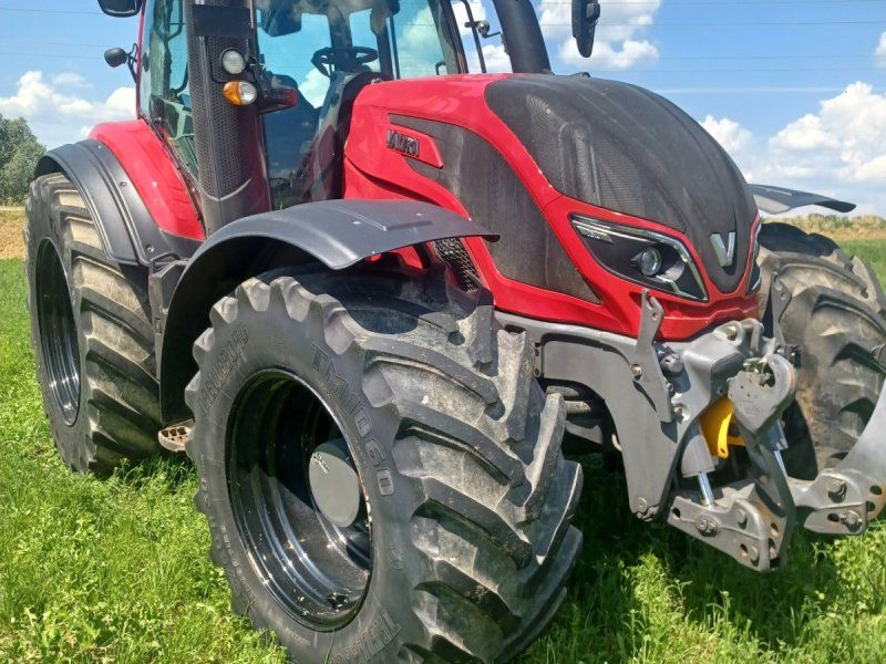 Valtra T214 D