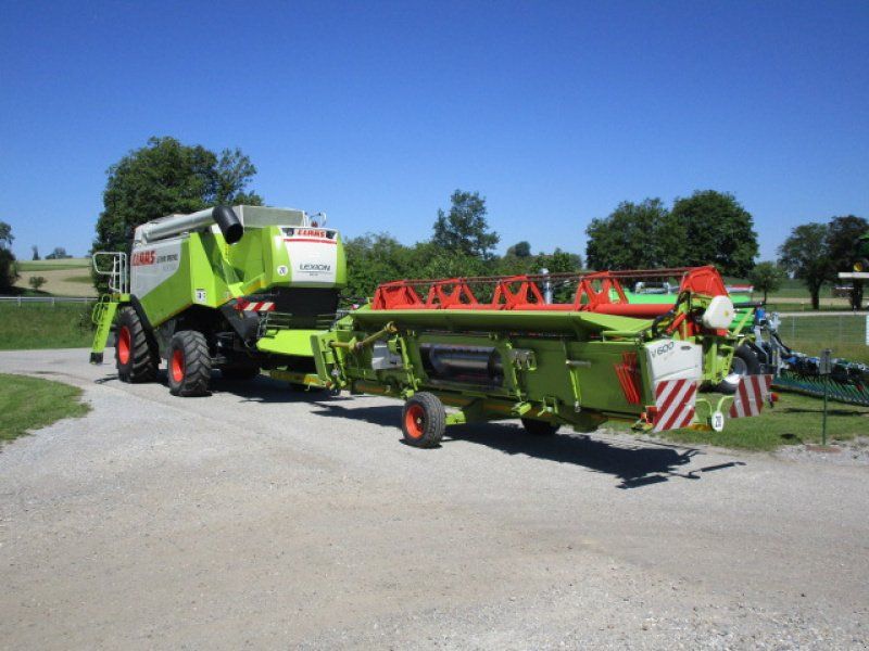 Claas Lexion 530