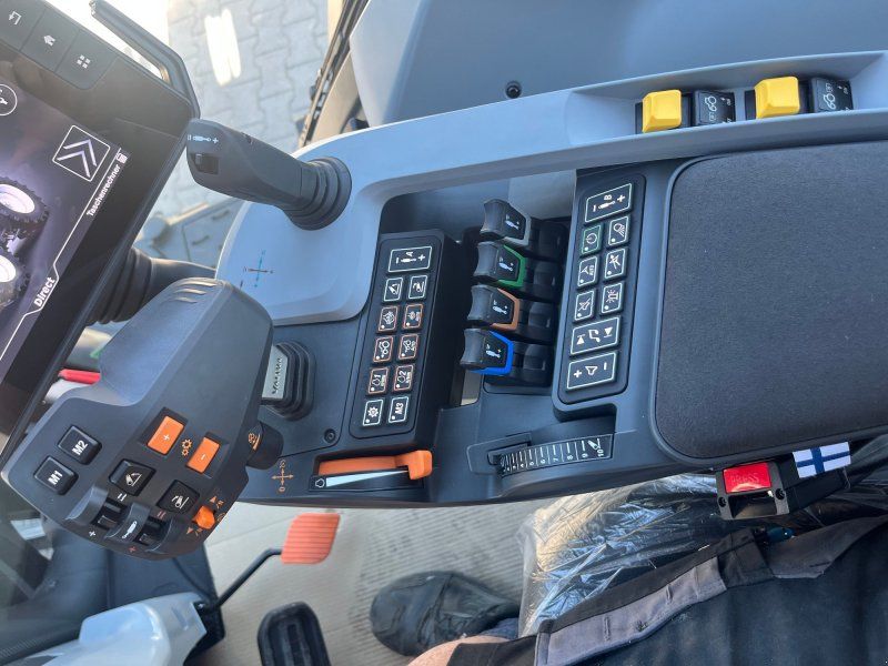 Valtra N 175D mit FL, Rüfa, FK+FZW