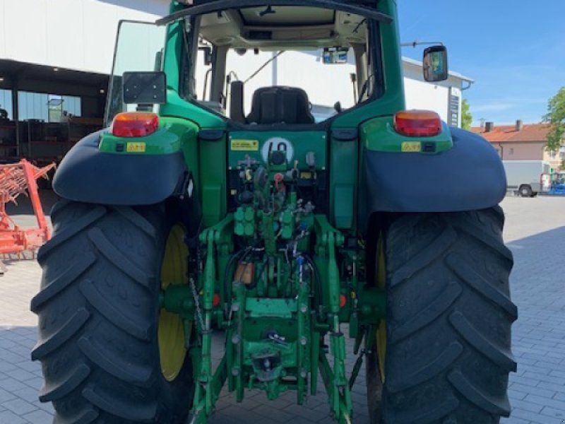 John Deere 6920