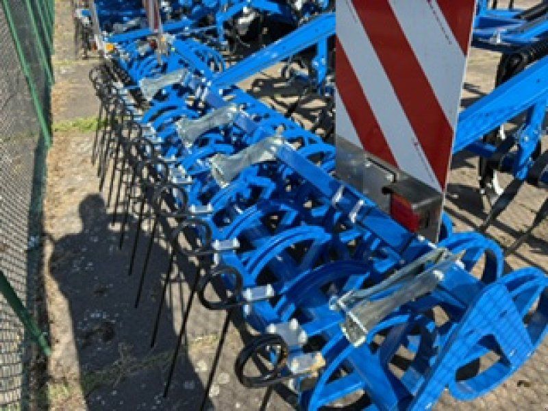 Köckerling Trio 300 mit Steinsicherung