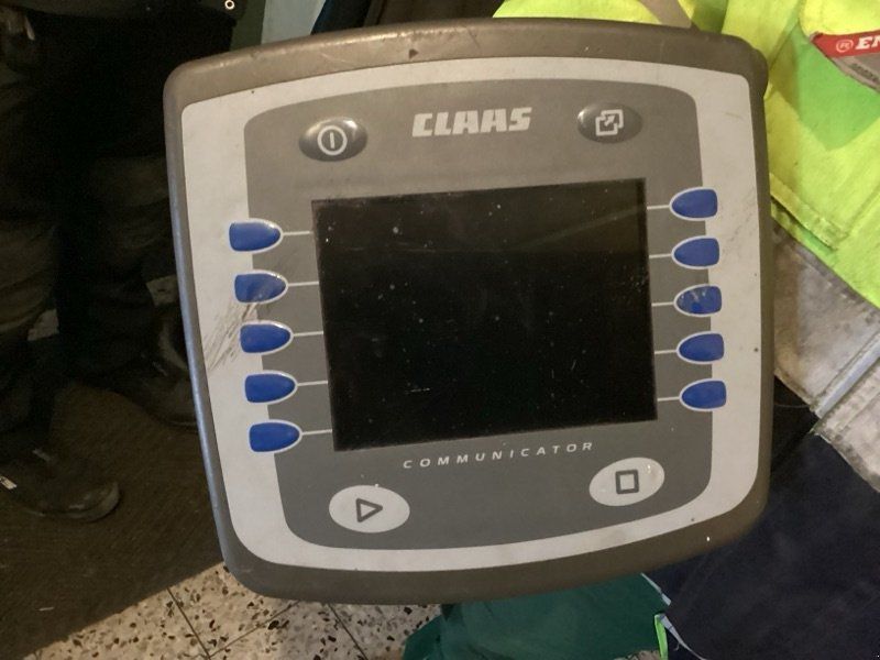 Claas Variant 385 Pro