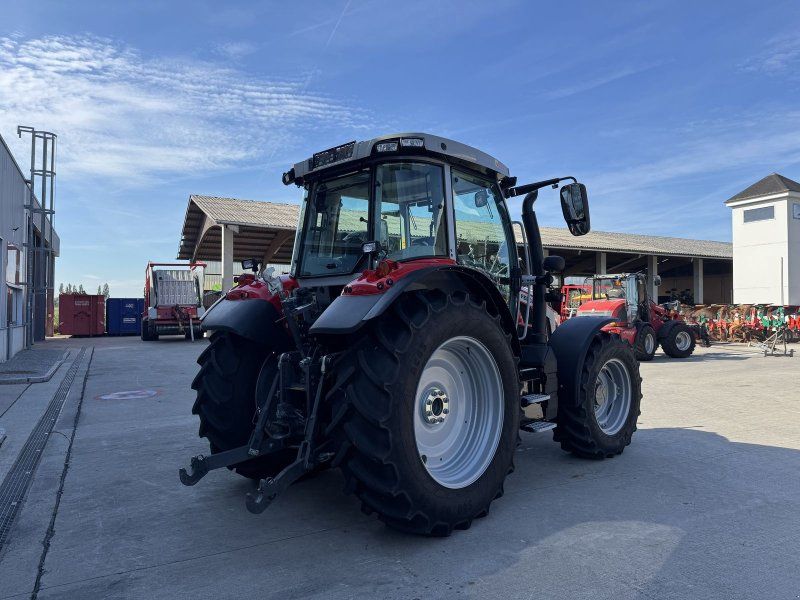 Massey Ferguson 5S.105