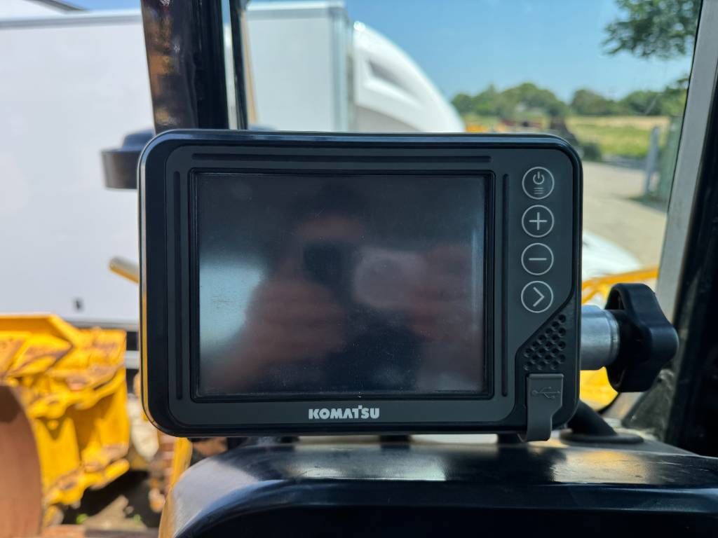 Komatsu D61PXi-24 - Folding Blade / Ripper Valve / Camera