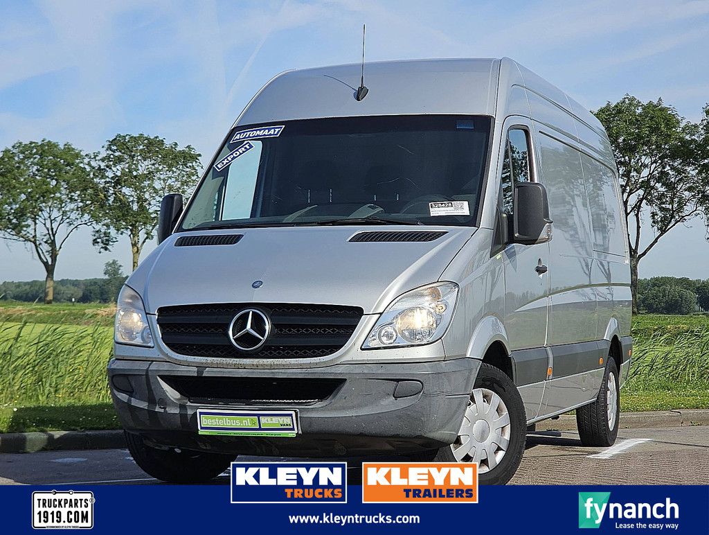 MERCEDES-BENZ SPRINTER 319 v6 3.0ltr ac aut