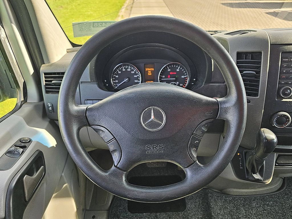 MERCEDES-BENZ SPRINTER 319 v6 3.0ltr ac aut